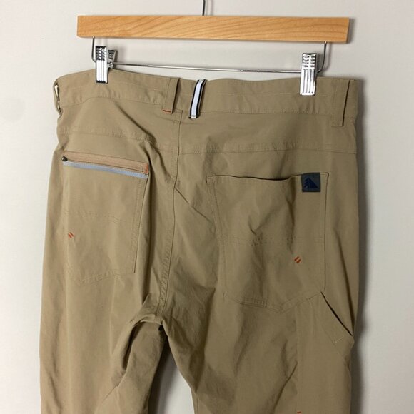 LL Bean Men's Water-Resistant Cresta Hiking Pants Khaki 33x34 Outdoor Camping - Picture 3 of 8